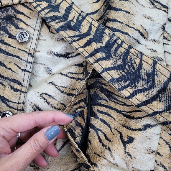 Per Se tiger print trench coat double breasted with belt shoulder tabs edgy 4 - Picture 10 of 15